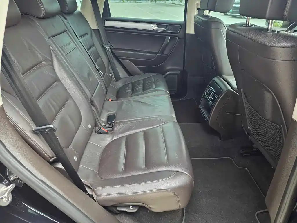 Volkswagen Touareg — миниатюра 14