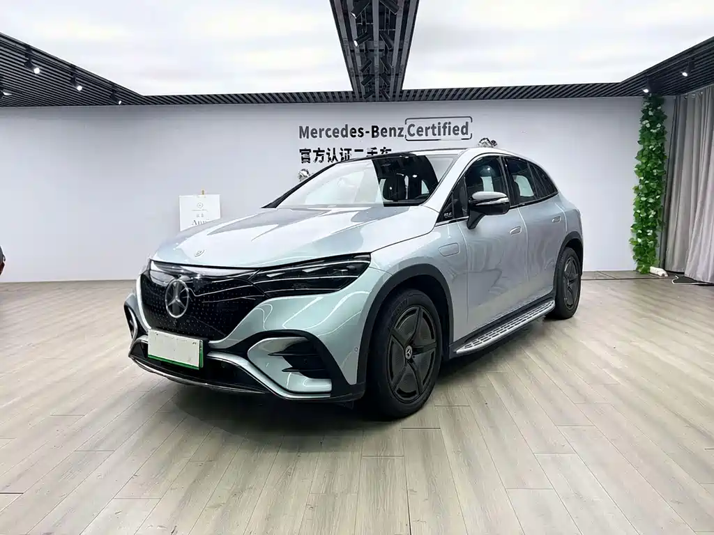 Mercedes-Benz EQE SUV — миниатюра 2