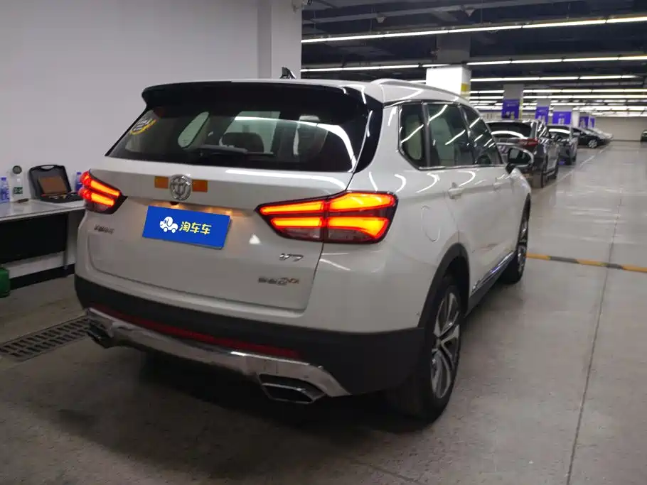 Zhonghua V7 — миниатюра 3