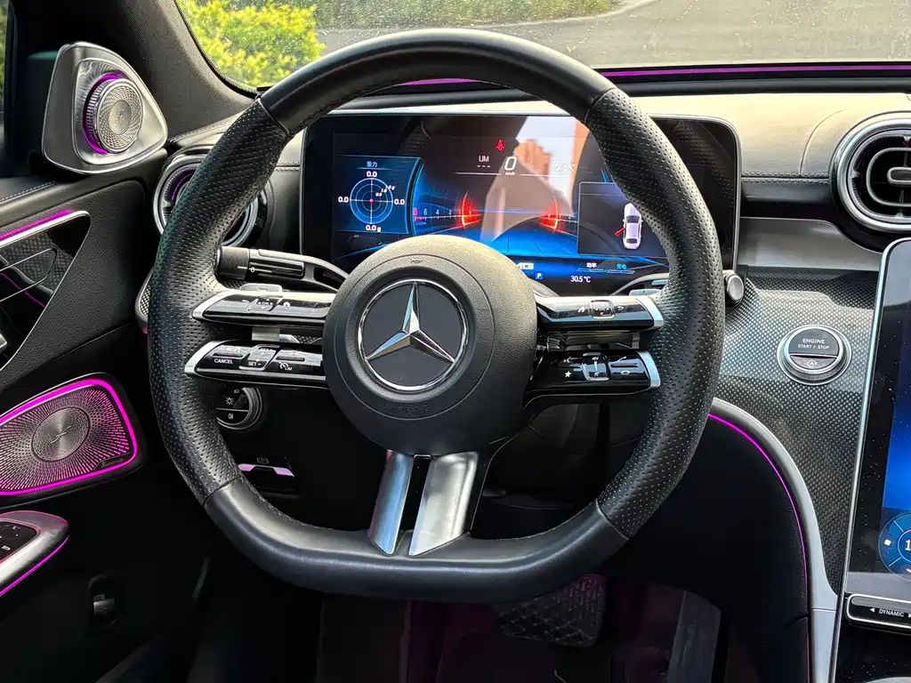 Mercedes-Benz C-Class — миниатюра 16