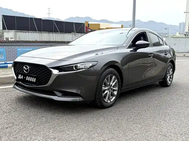 MAZDA 3 ANGKESAILA