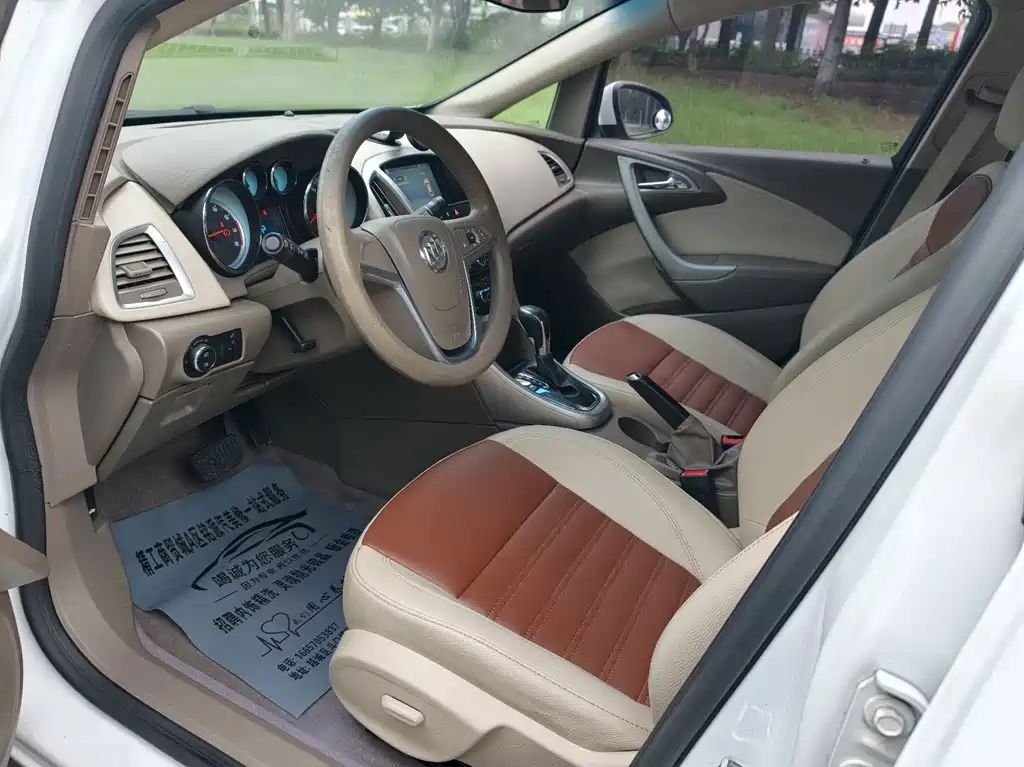Buick Excelle — миниатюра 6