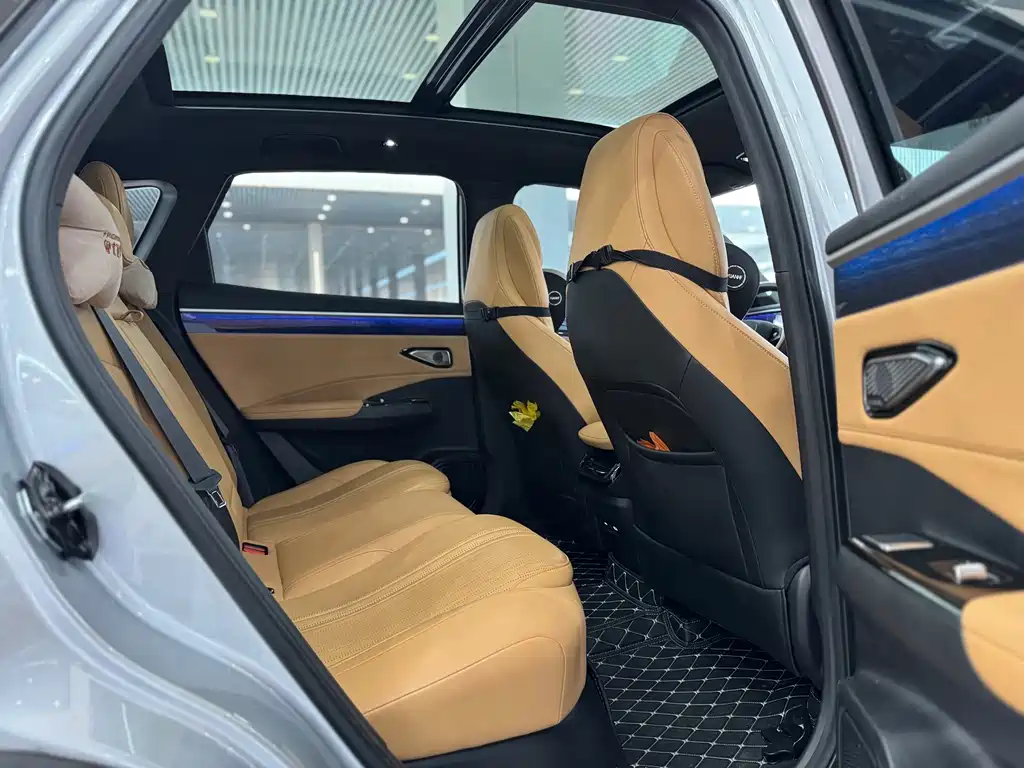 GEELY GALAXY GALAXY L7