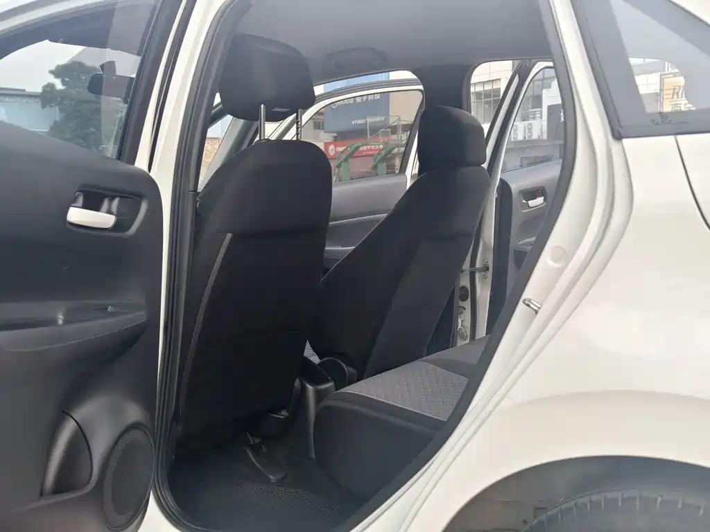 Honda Fit — миниатюра 11