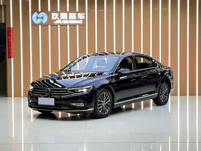 VOLKSWAGEN MAGOTAN 2021