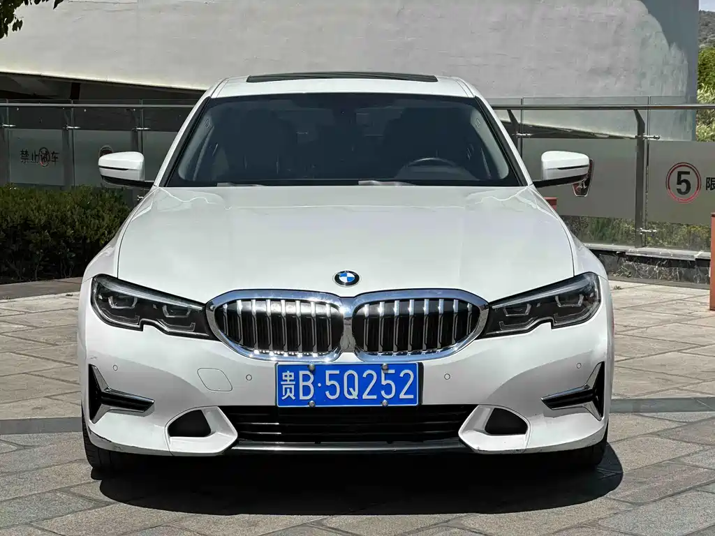BMW 3 Series — миниатюра 2