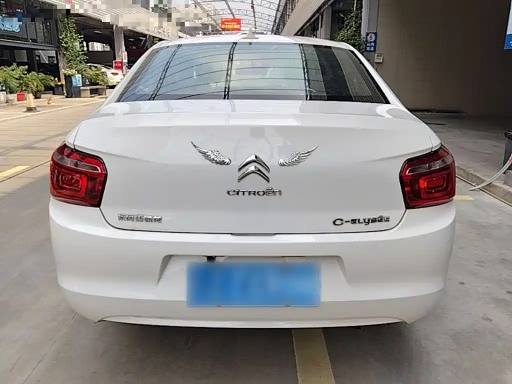 Citroen Elysee — миниатюра 6