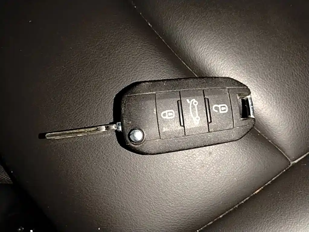 Citroen Elysee — миниатюра 9
