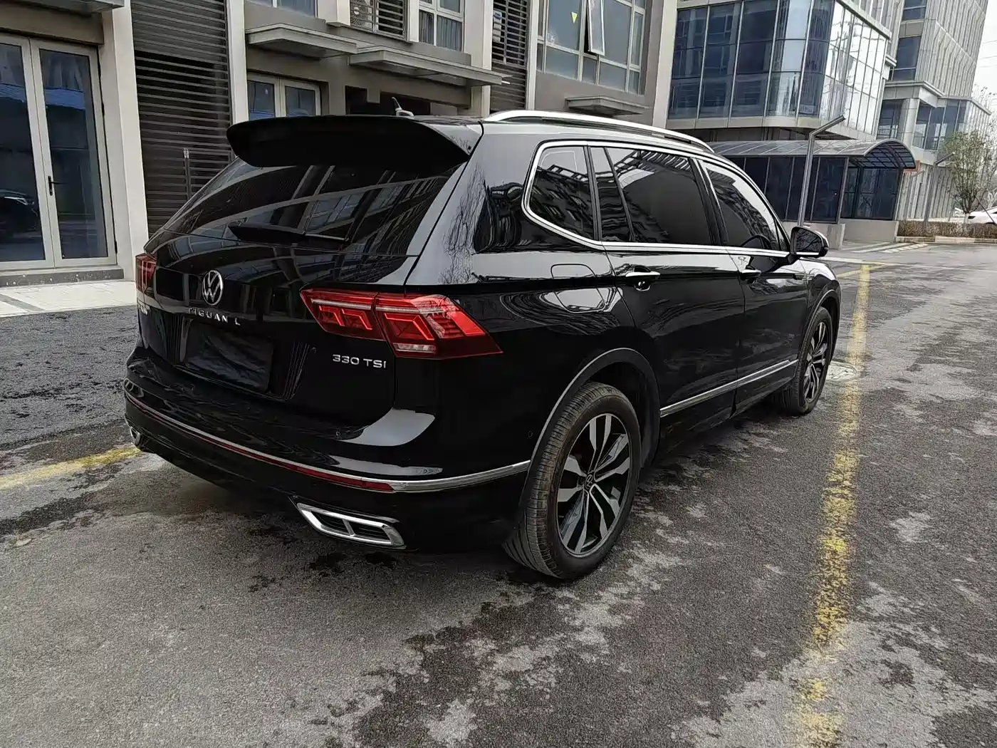 Volkswagen Tiguan L id 4669382 из Китая 11