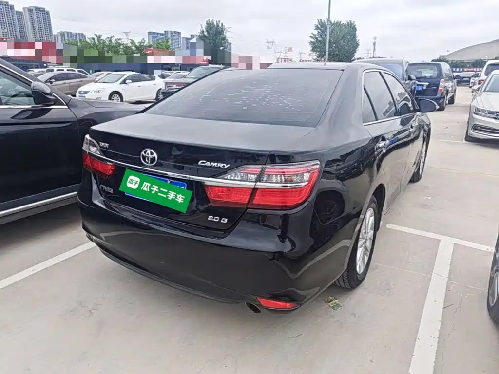 Toyota Camry — миниатюра 7