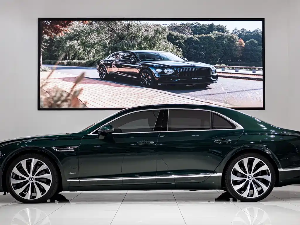 Bentley Flying Spur — миниатюра 4