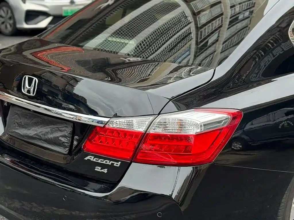 Honda Accord — миниатюра 3