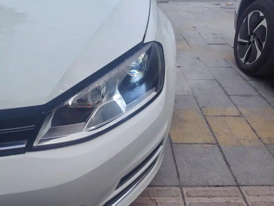 Volkswagen Golf — миниатюра 5