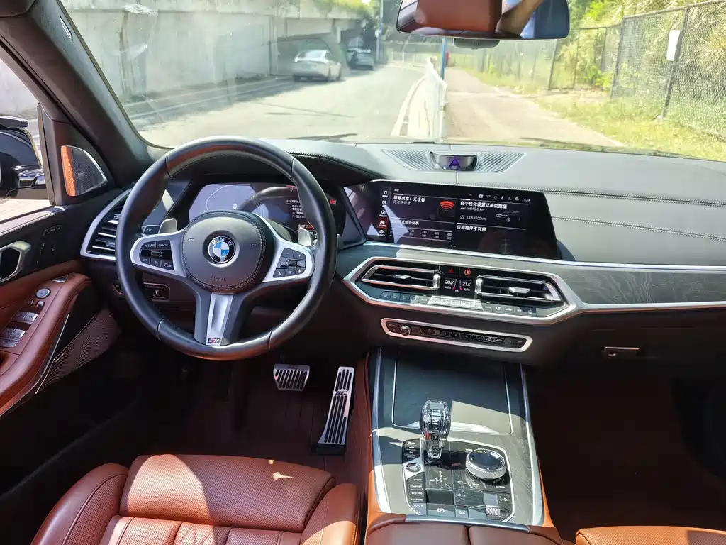 BMW X7 — миниатюра 12