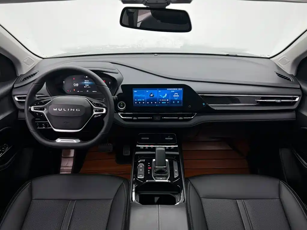 Wuling Victory — миниатюра 12