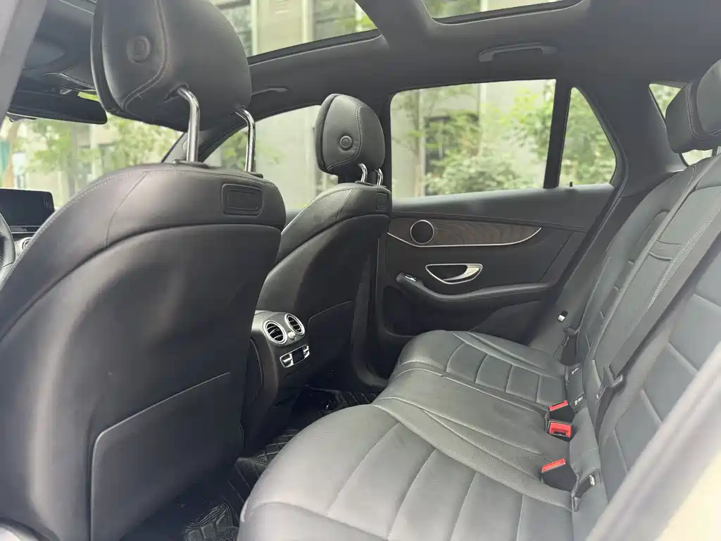 Mercedes-Benz GLC 2017 GLC 300 4MATIC