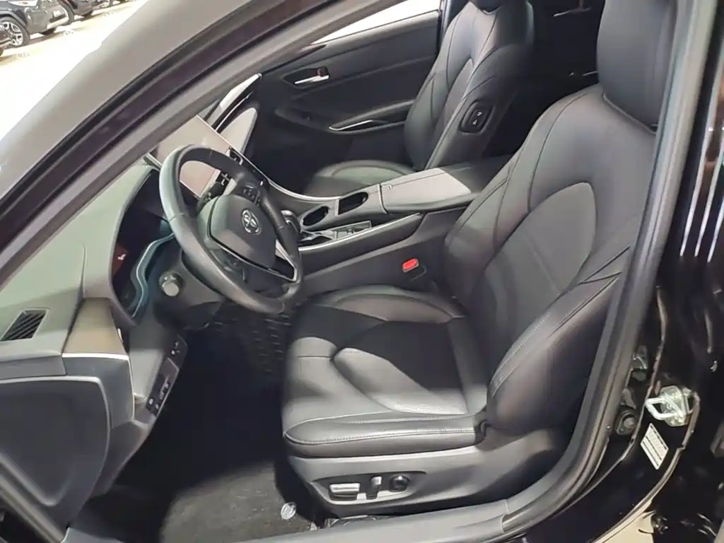 Toyota Avalon — миниатюра 15
