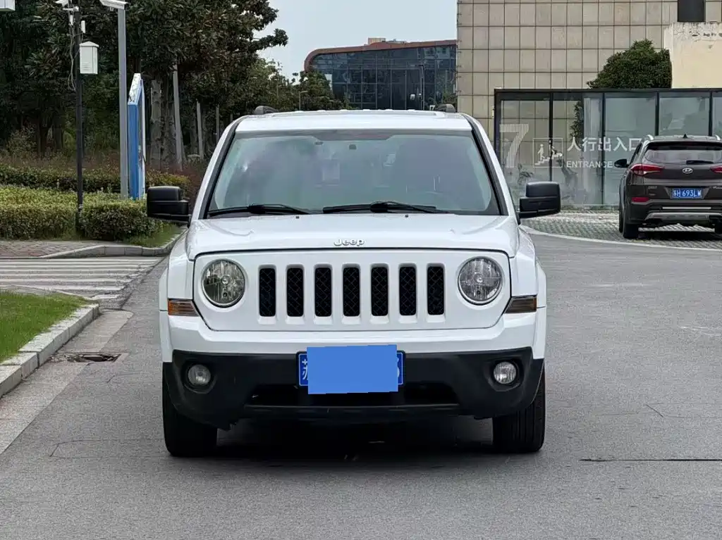 Jeep Patriot — миниатюра 2