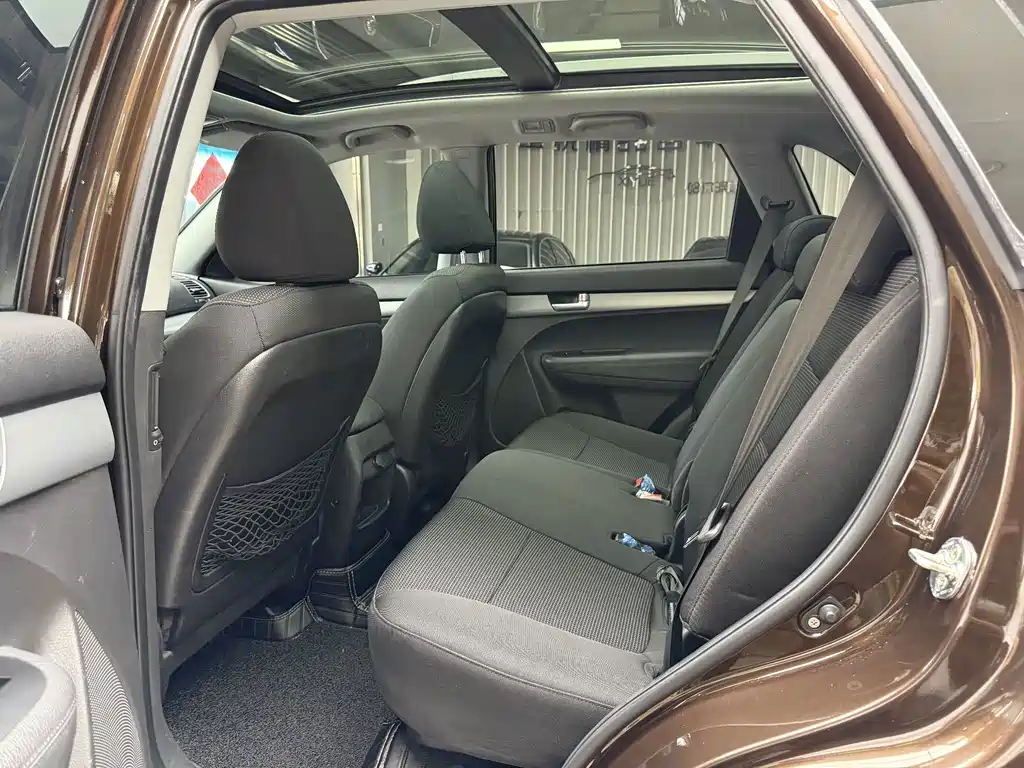 Kia Sorento — миниатюра 21