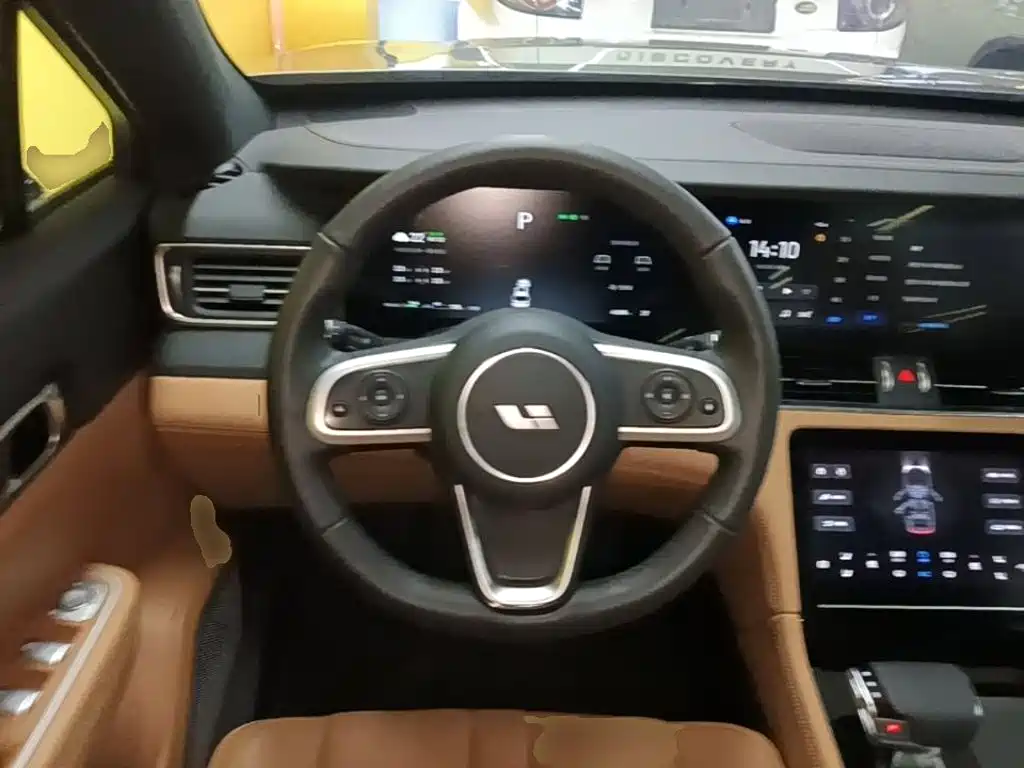 Li Auto Li ONE — миниатюра 11