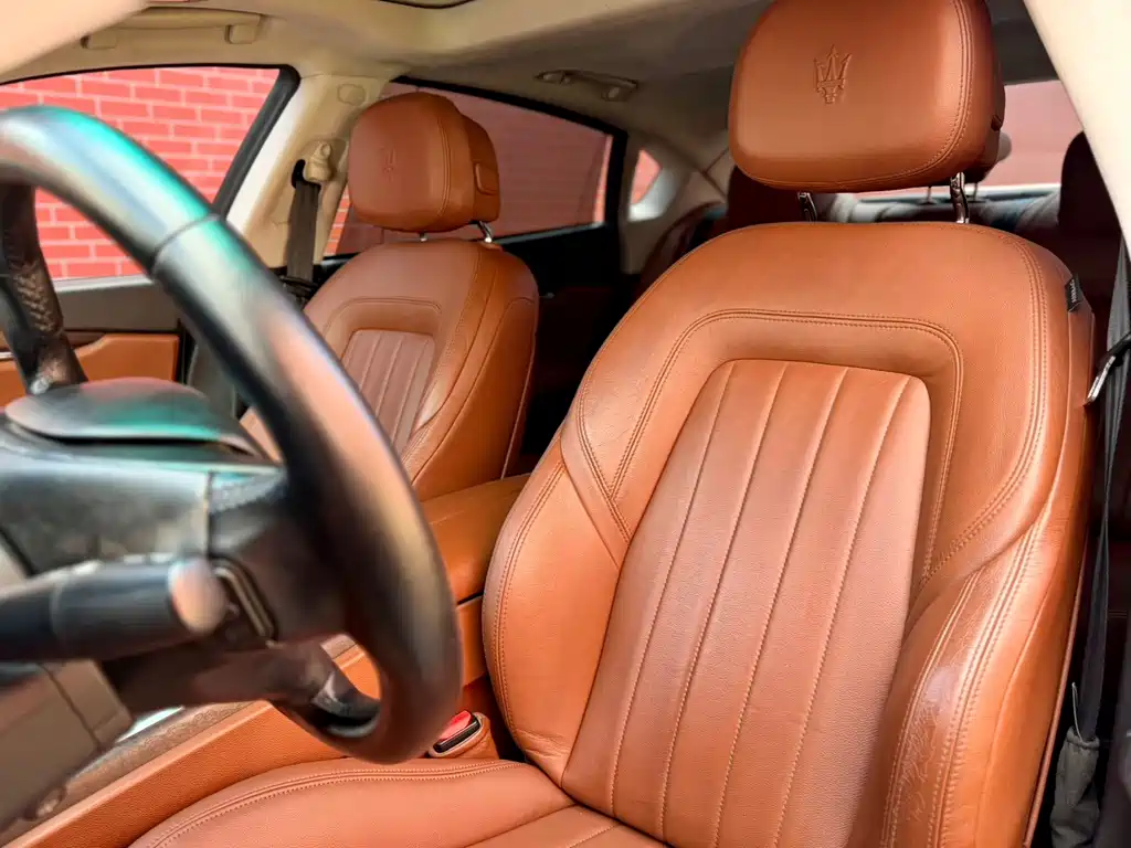 Maserati Quattroporte — миниатюра 11