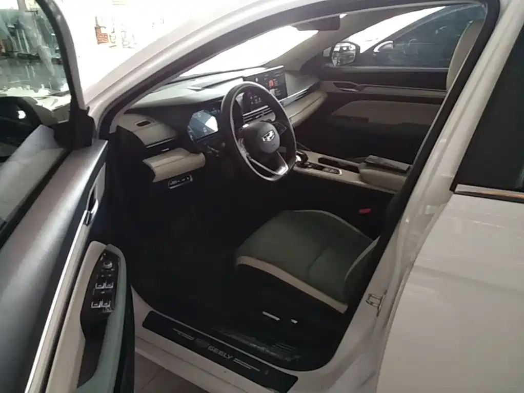 Geely L HiP — миниатюра 15
