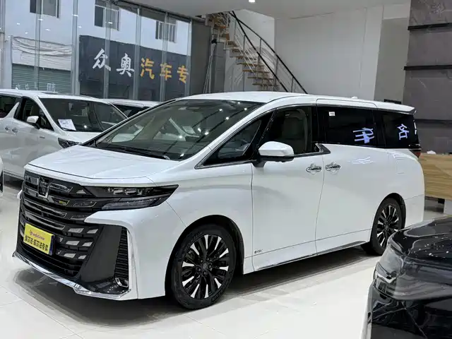 TOYOTA WILFA 2024
