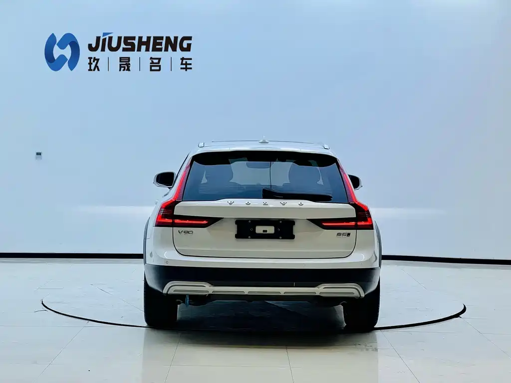Volvo V90 2022 Cross Country B5 AWD