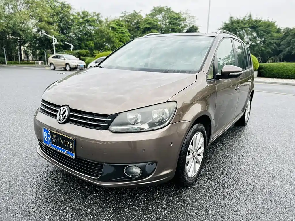 Купить Volkswagen Touran