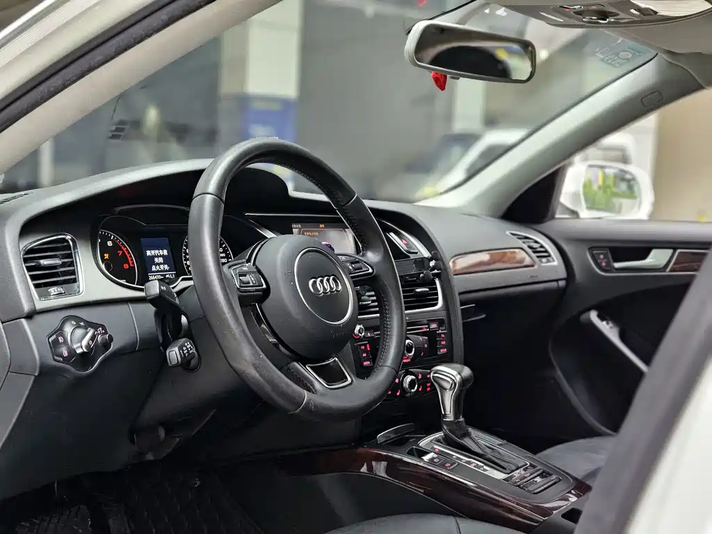 Audi A4L — миниатюра 12