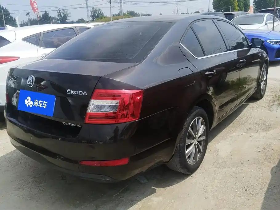 Skoda Octavia — миниатюра 3
