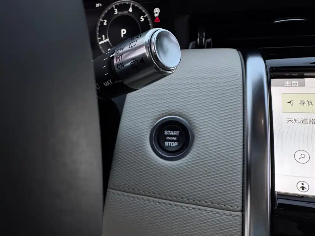 Land Rover Discovery Sport — миниатюра 20