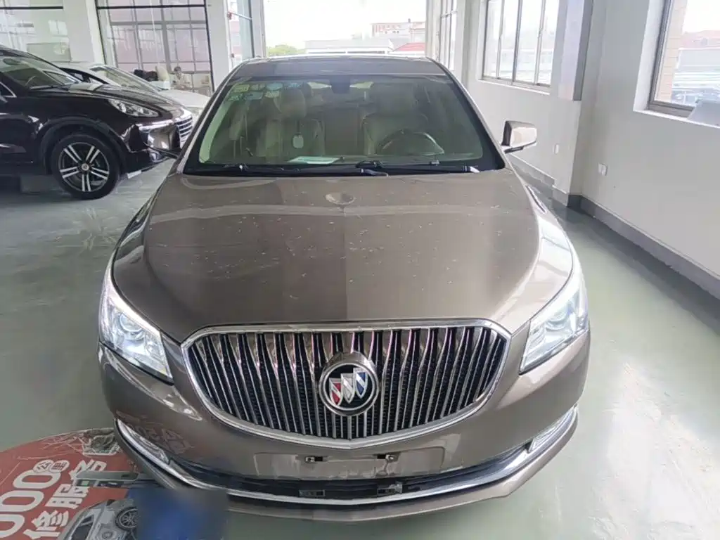 Buick LaCrosse — миниатюра 3