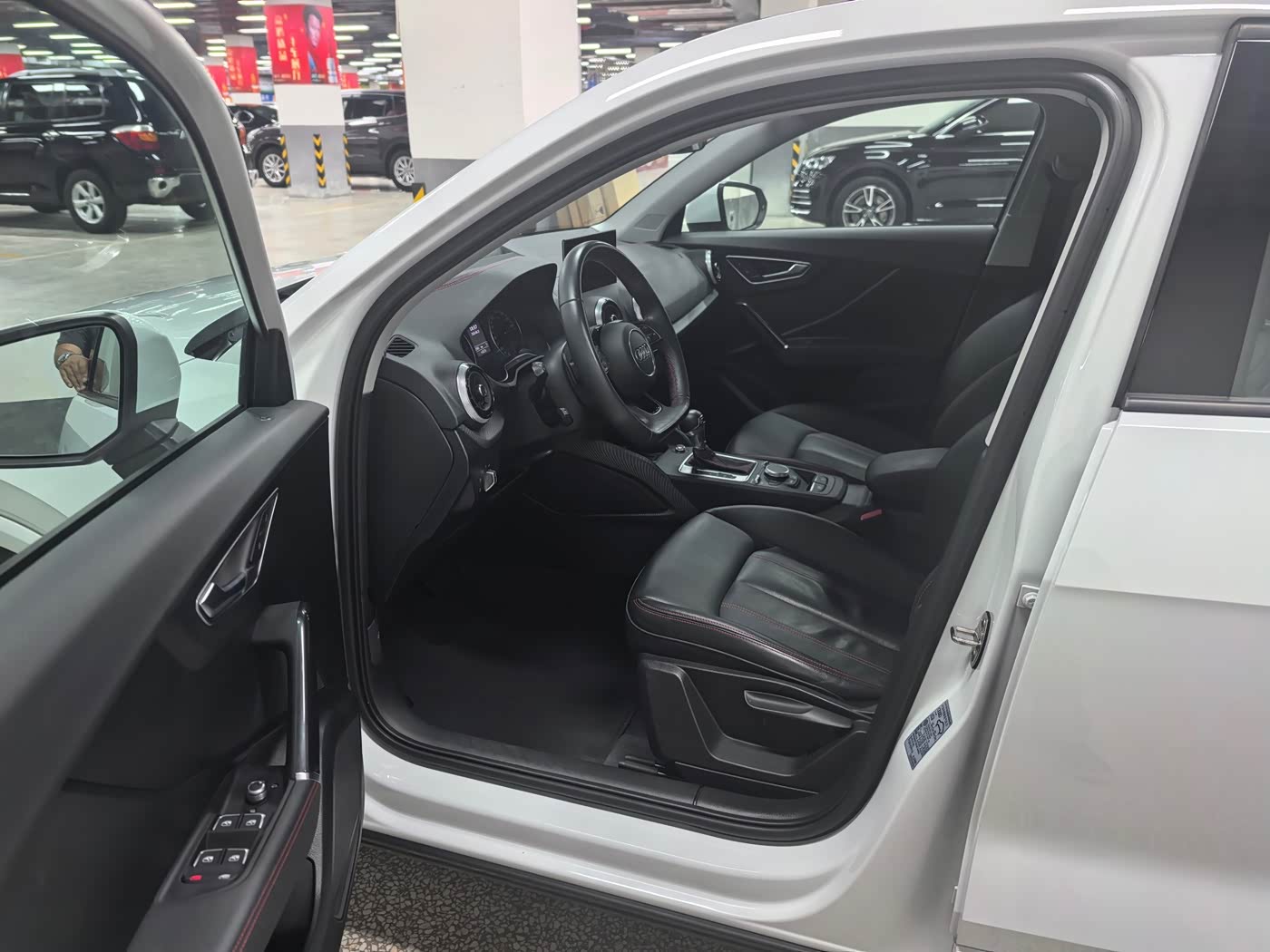 Audi Q2L 1.4 л 2023 г. Белый, пробег 43000 км