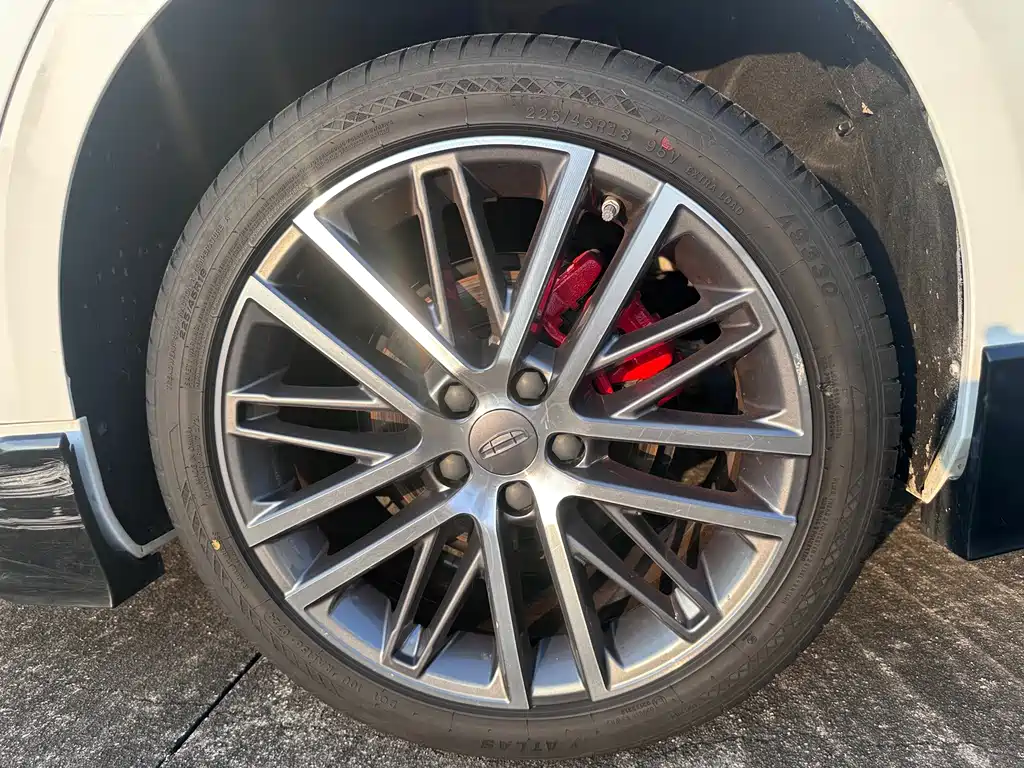 Geely Xingrui — миниатюра 16