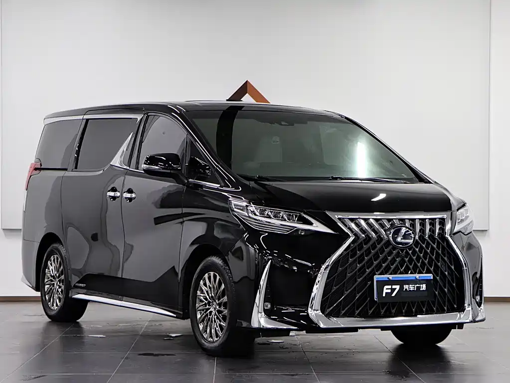 Lexus LM — миниатюра 3