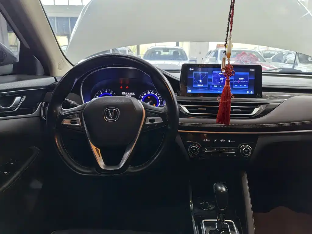 Changan Eado DT — миниатюра 10
