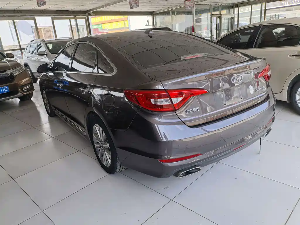 Hyundai Sonata — миниатюра 10