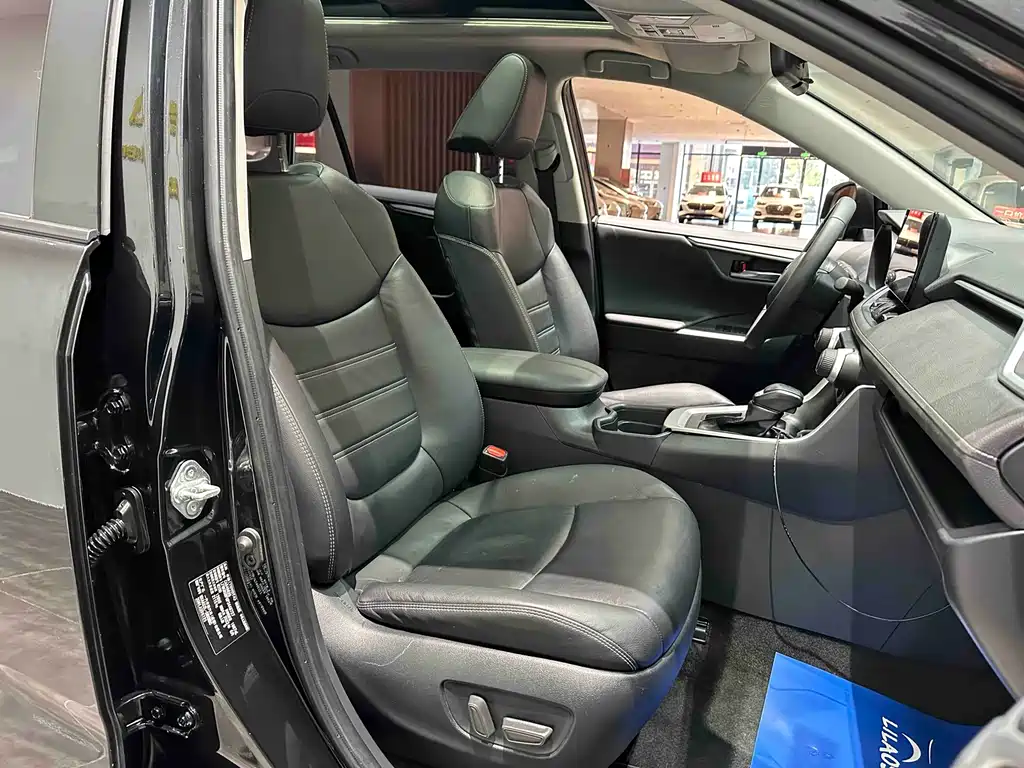 TOYOTA RAV4 RONGFANG