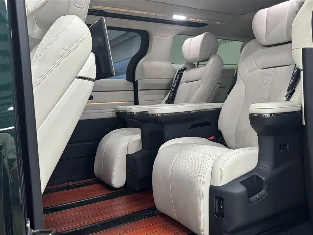 GEELY GALAXY WING TRUE L380