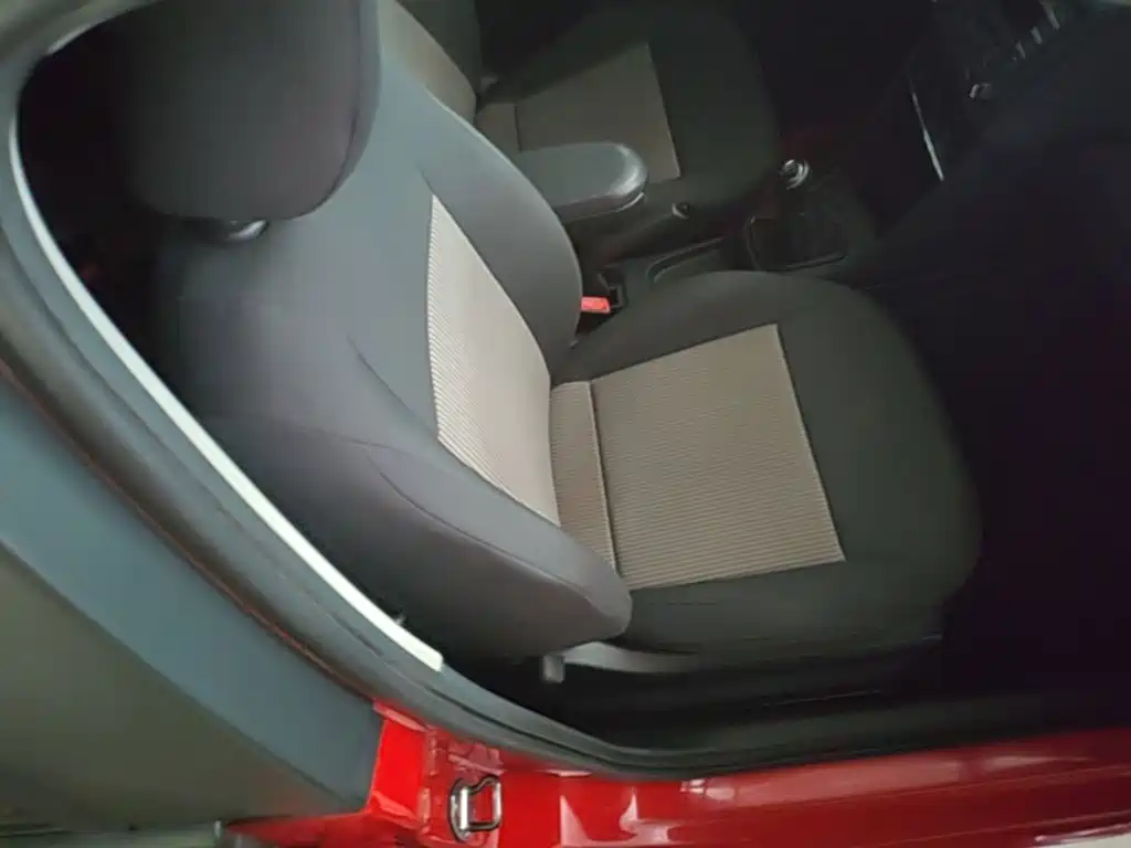 Volkswagen Polo — миниатюра 25