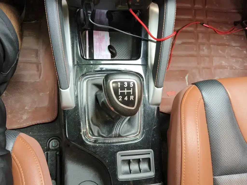 BAIC Senova X35 — миниатюра 10