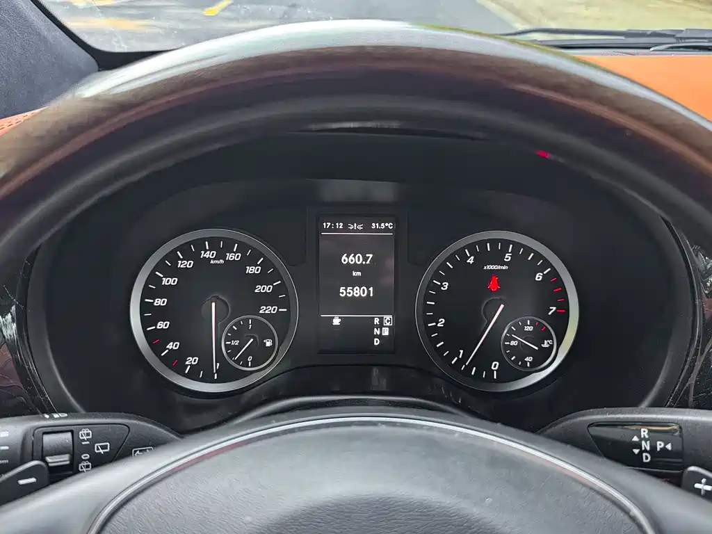 Mercedes-Benz Vito 2021 2.0T 7 мест