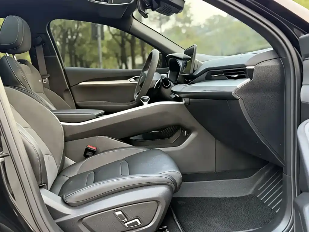 GEELY AUTOMOBILE XINGRUI