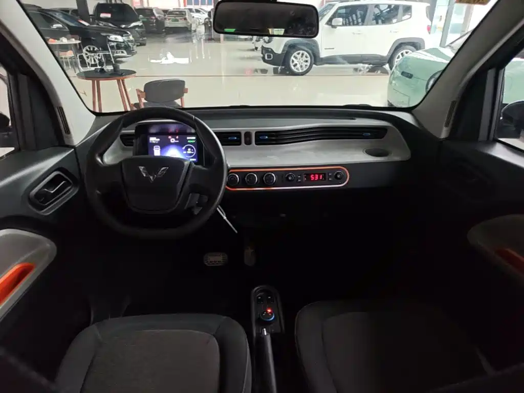 Wuling MINIEV — миниатюра 10