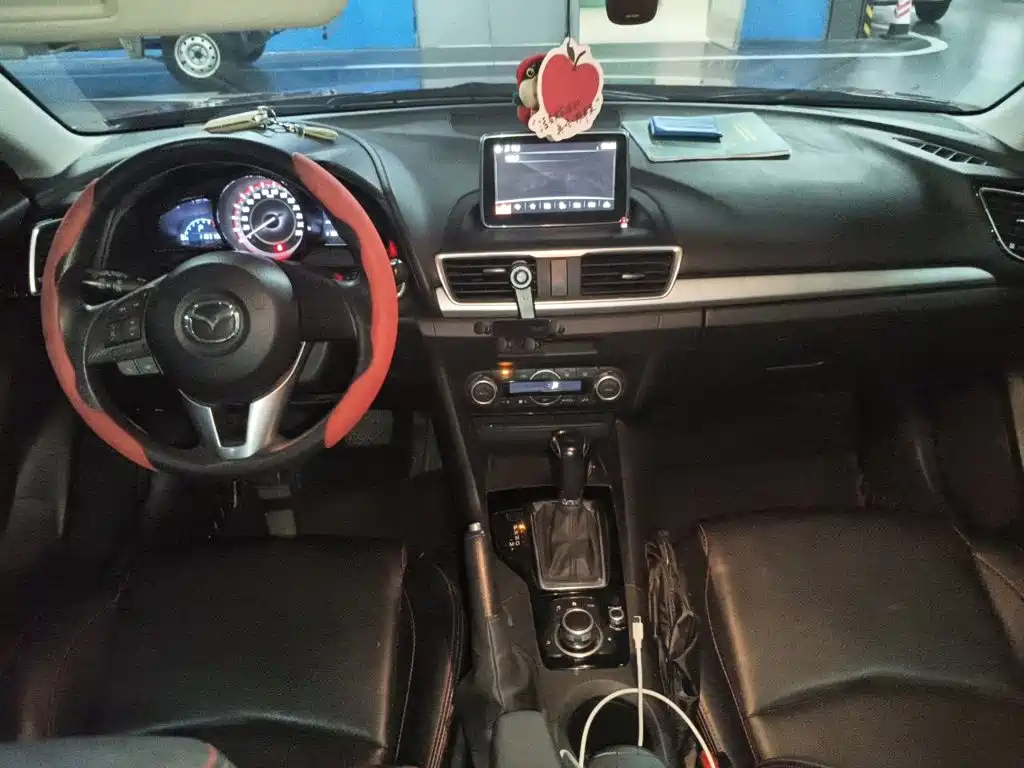 Mazda 3 Axela — миниатюра 13