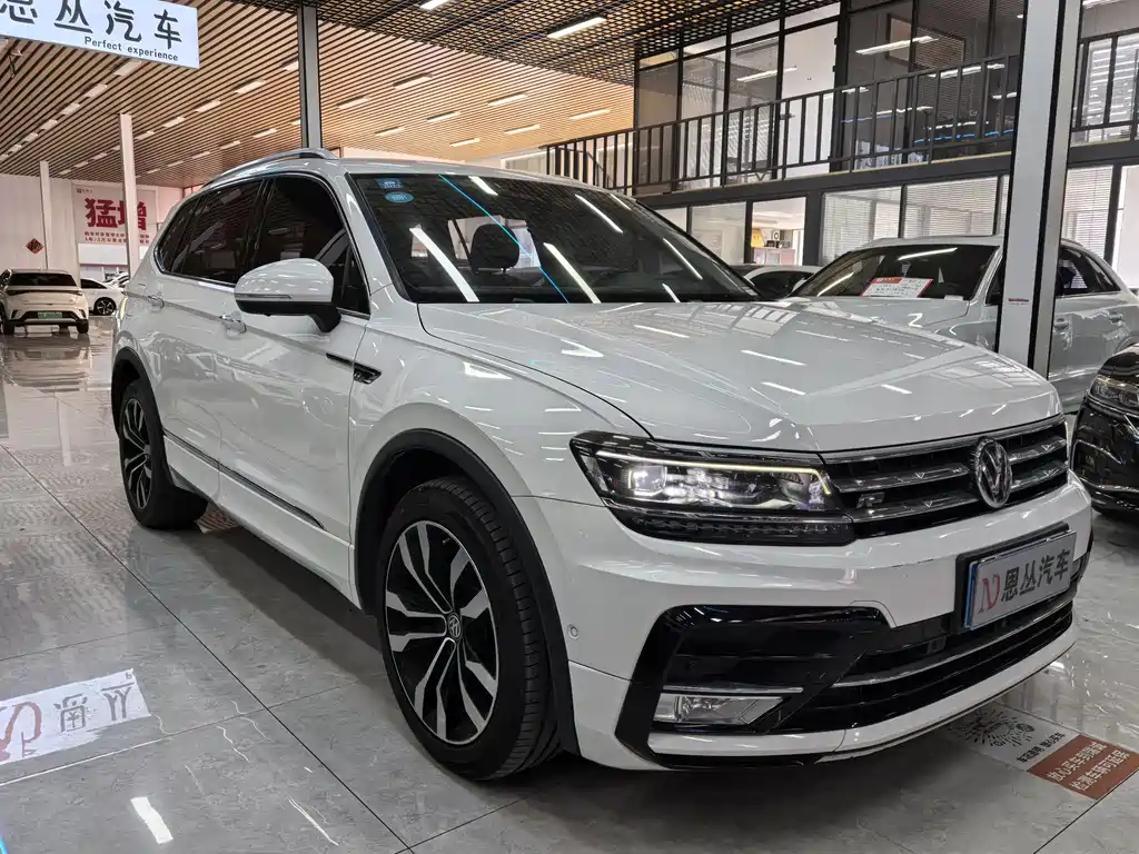 Volkswagen Tiguan L L 2020 330TSI AT R-Line Flagship VI