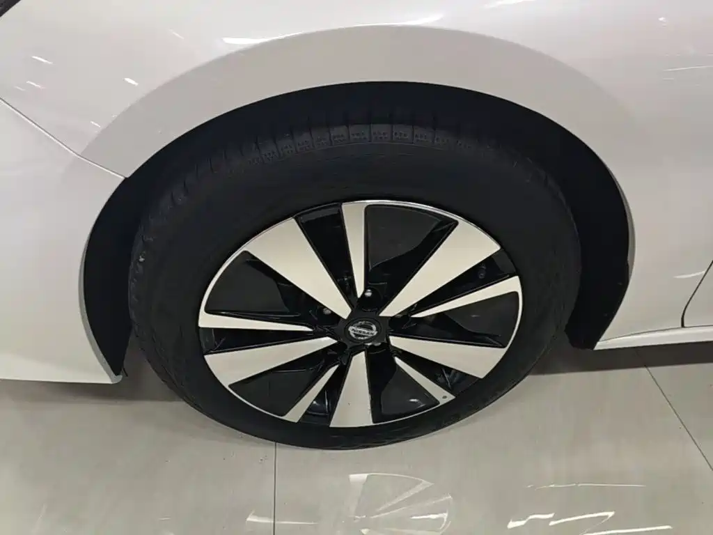 Nissan Teana — миниатюра 23