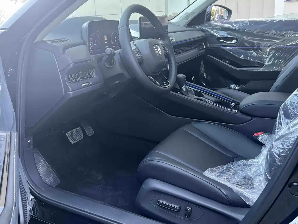 Honda Accord 2025 260TURBO Luxury