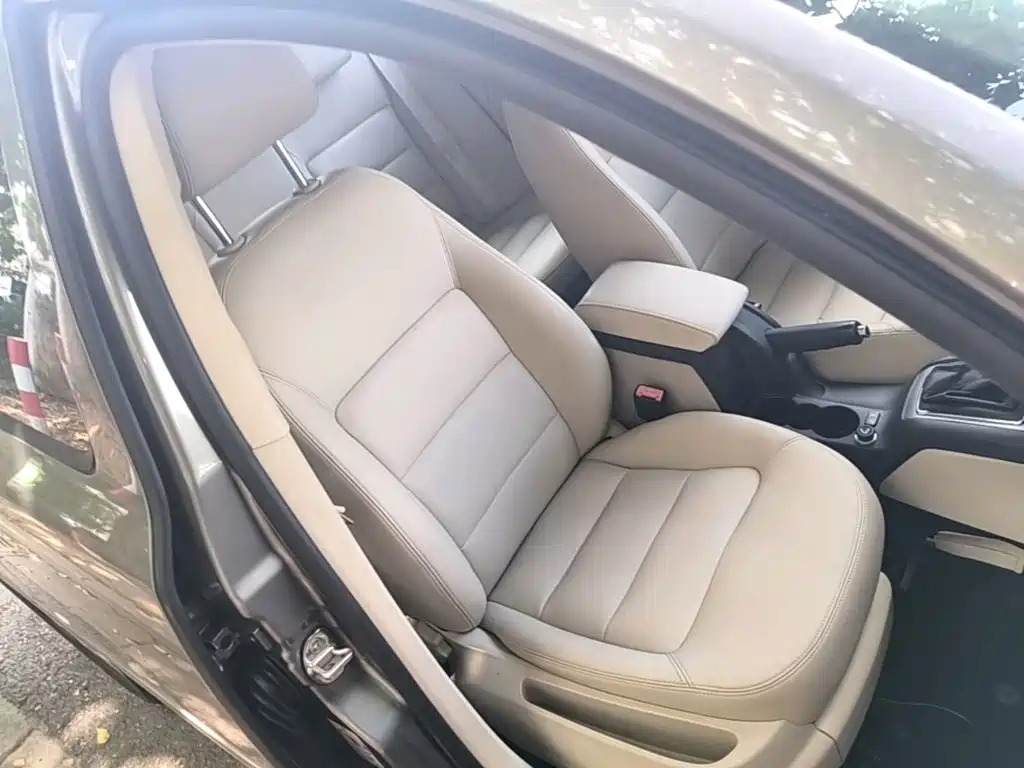 Skoda Octavia — миниатюра 25